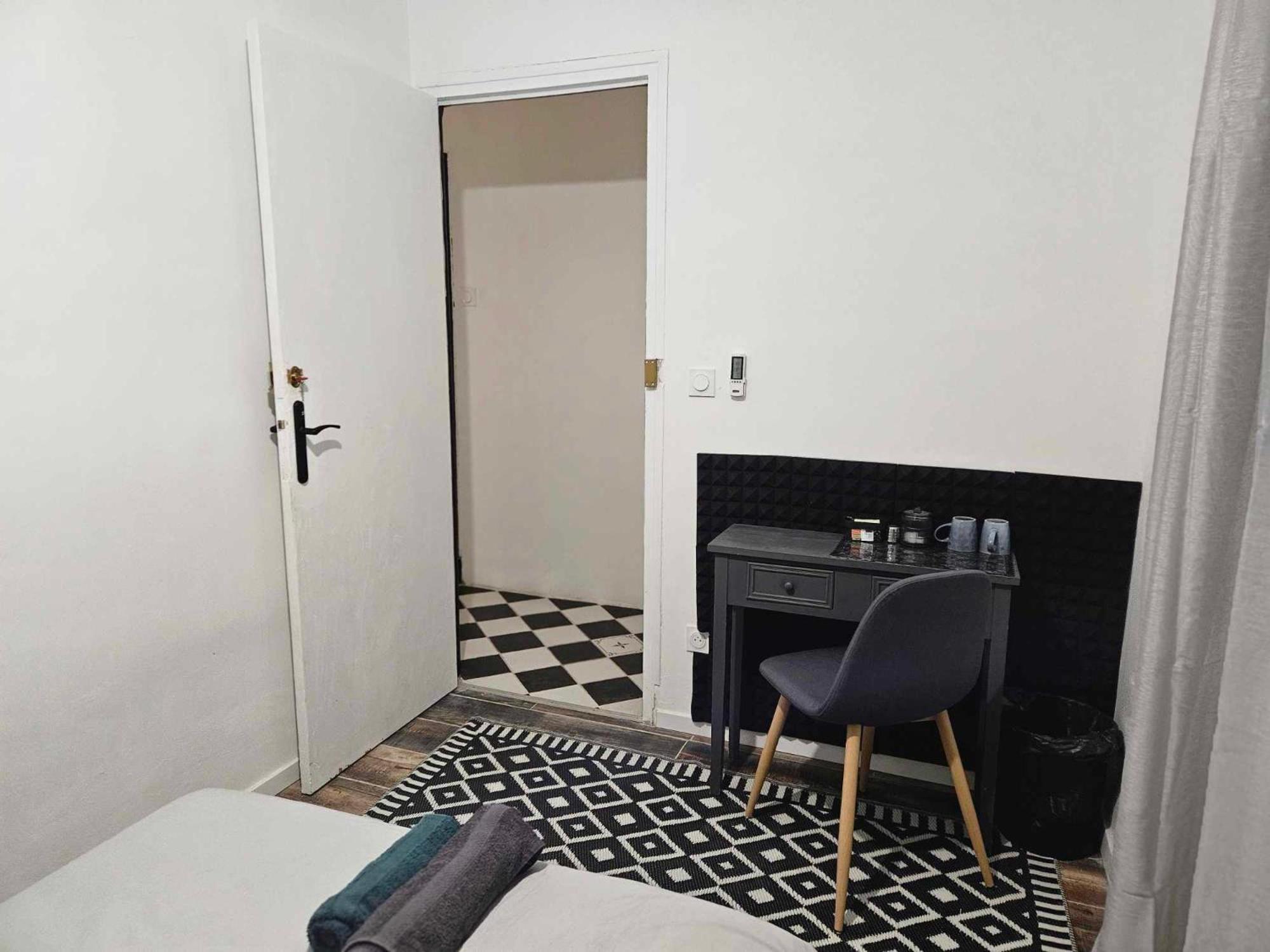 Bed and Breakfast Av De Bordeaux Narbonne Exterior foto